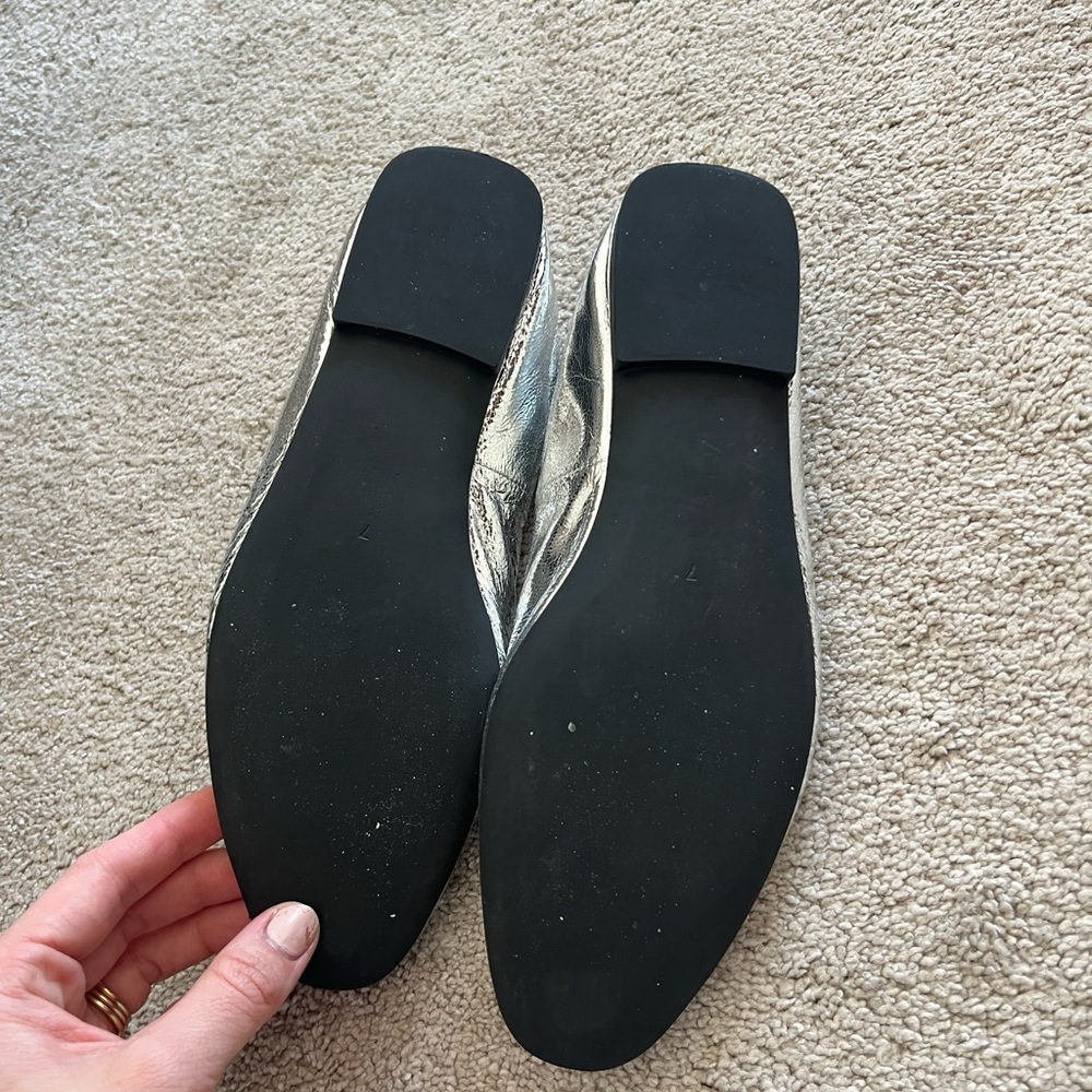 Jeffrey Campbell Silver Metallic Flats - Picture 3 of 3